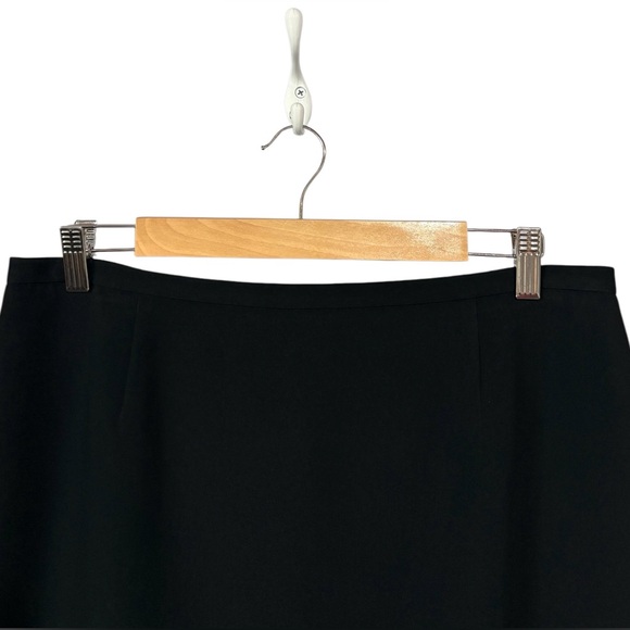 Anne Klein, Black Pencil Skirt, Size 14, Classic Office Business Skirt - Picture 5 of 10